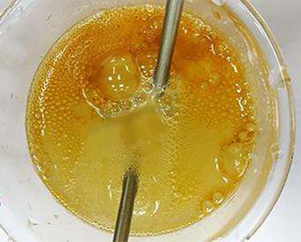 热熔胶融化后有气泡