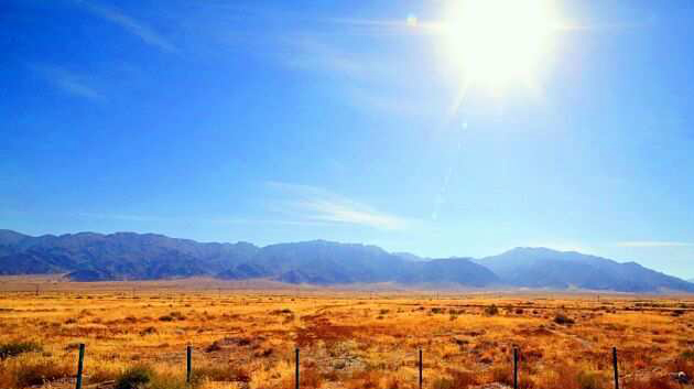烈日当空，高温天气