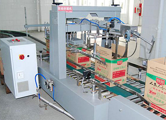 热熔胶封合纸箱